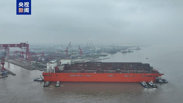 我国首座大型浮式天然气液化装置（FLNG）基本建成，我国首座大型浮式天然气液化装置基本建成