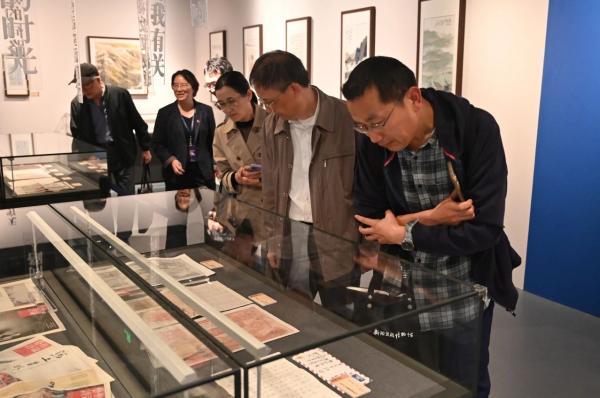 澎湃新闻十周年艺术展④，新闻求真，澎湃如昨，澎湃新闻十周年艺术展，新闻求真，澎湃如昨